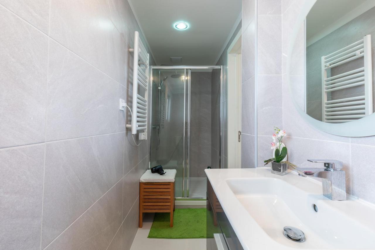 אלמאדה Cristo Rei Flat - Great Views By Homeful Homes מראה חיצוני תמונה