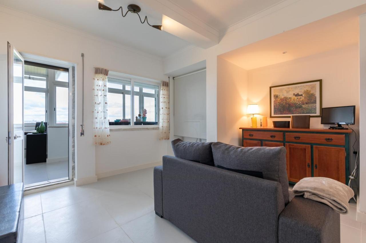 אלמאדה Cristo Rei Flat - Great Views By Homeful Homes מראה חיצוני תמונה