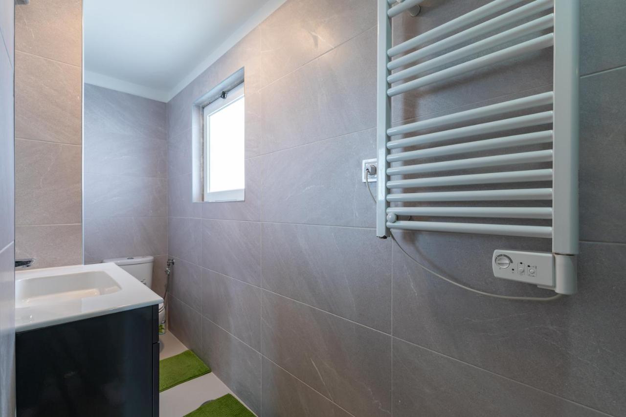 אלמאדה Cristo Rei Flat - Great Views By Homeful Homes מראה חיצוני תמונה